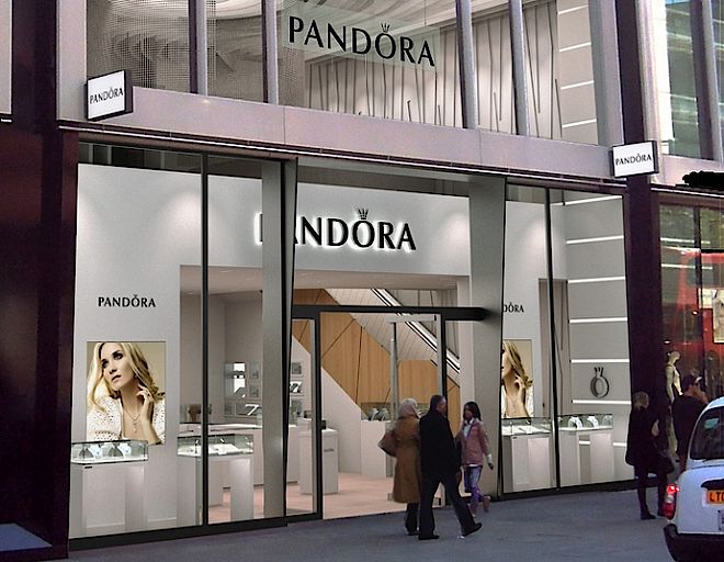 Największy na świecie sklep z biżuterią Pandory