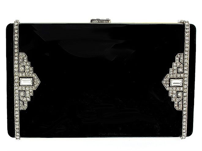 Wyjątkowa torebka Cartiera Art Deco, emaliowana z diamentami w 18-karatowym złocie i platynie. Jesień 2013: biżuteria z wybiegów mody