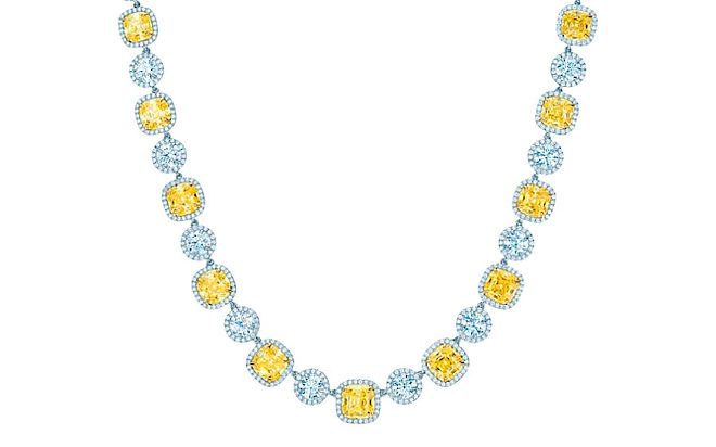 Naszyjnik Tiffany z intensywnie żółtymi i białymi diamentami w platynie. Nowa kolekcja biżuterii Tiffany and Co.