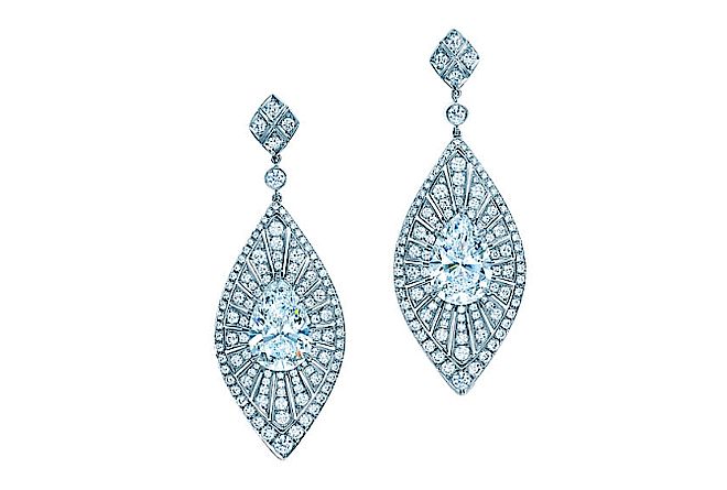 Diamentowe kolczyki Tiffany w platynie w stylu Art Deco. Nowa kolekcja biżuterii Tiffany and Co.
