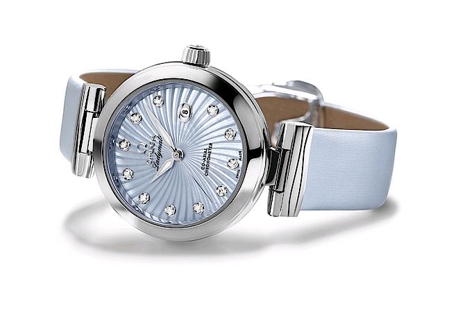 Pastelowy zegarek Ladymatic - Omega. Wielki hit Baselworld: kolorowe zegarki